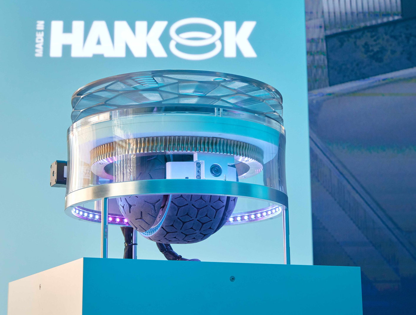 Hankook Tire unveils Design Innovation 2022 project