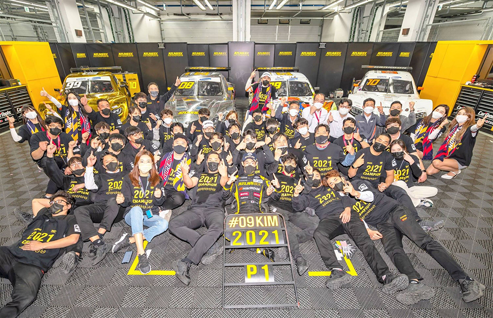 한국타이어후원아트라스비엑스모터스포츠팀2021CJ슈퍼레이스삼성화재6000클래스우승2
